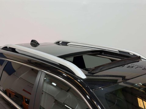 Jeep Cherokee 2.2 MultiJetII Overland SUV 5dr Diesel Auto 4WD Euro 6 (s/s) (200 ps) 43