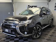 Mitsubishi Outlander 2.0h 12kWh GX4h SUV 5dr Petrol Plug-in Hybrid CVT 4WD Euro 6 (s/s) (200 ps) 32