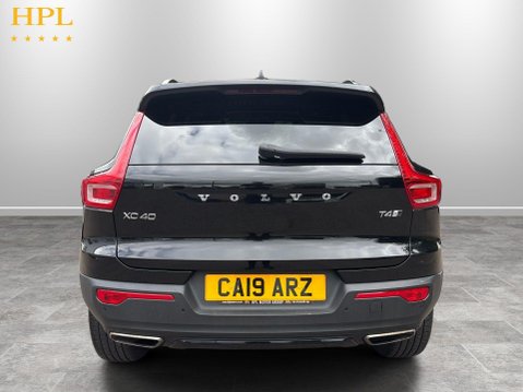 Volvo XC40 2.0 T4 R-Design Pro SUV 5dr Petrol Auto AWD Euro 6 (s/s) (190 ps) 6