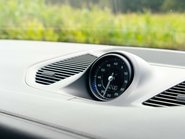 Porsche Cayenne 3.0 Cayenne V6 E-Hybrid Auto 4WD 5dr 15