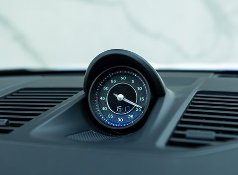 Porsche 911 Targa 4S (992) 24