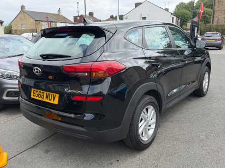 Hyundai TUCSON GDI S CONNECT 9