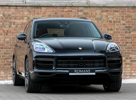 Porsche Cayenne Turbo 1