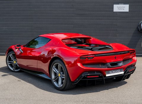 Ferrari 296 GTB 4