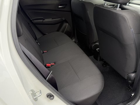 Suzuki Swift 1.2 Dualjet 83 12V Hybrid SZ5 5dr Auto 38