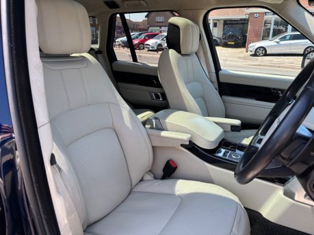 Land Rover Range Rover 3.0 D300 MHEV Westminster SUV 5dr Diesel Auto 4WD Euro 6 (s/s) (300 ps) 14