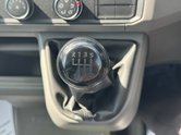 Volkswagen Crafter MWB L2H2 High Roof Startline EURO 6 31