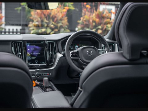 Volvo XC60 2.0 XC60 R-Design T6 Recharge AWD Auto 4WD 5dr 26