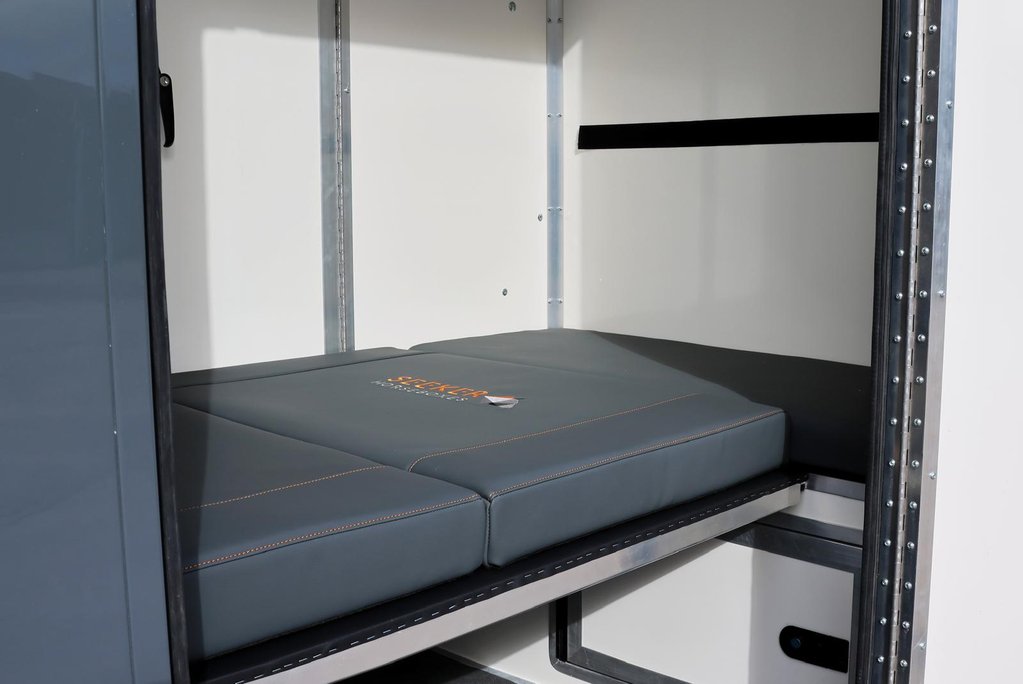 Renault Master 2026 Brand new 3.5 ton  AUTOMATIC Stallion build WITH REAR BED OPTION   28