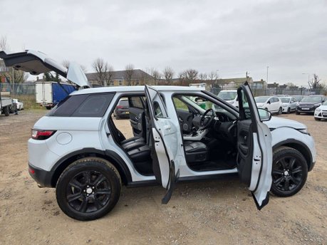 Land Rover Range Rover Evoque 2.0 eD4 SE Tech SUV 5dr Diesel Manual FWD Euro 6 (s/s) (150 ps) 15