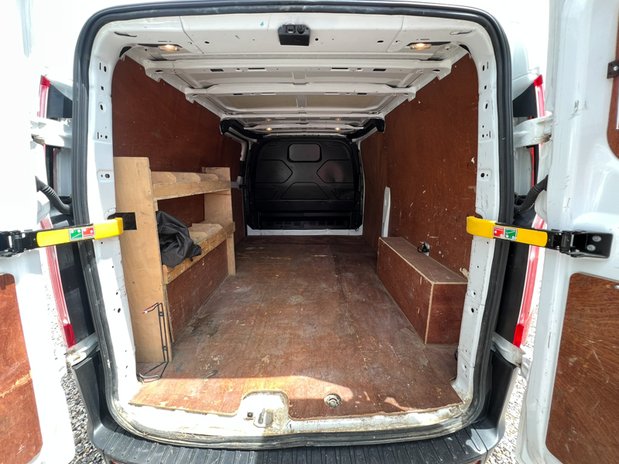 Ford Transit Custom LWB L2H1 Low Roof Leader 320 Air Con EURO 6 NO VAT 10