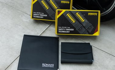 Mercedes-Benz AMG GT R 40