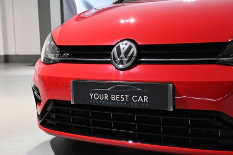 Volkswagen Golf R TSI 4MOTION DSG 36
