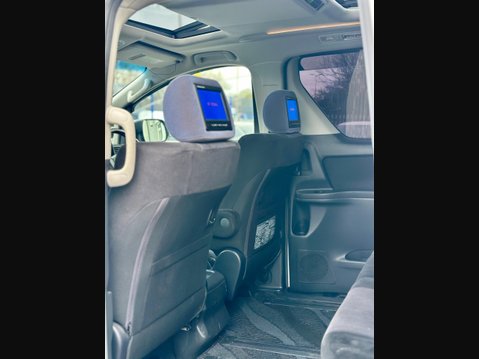 Toyota Alphard 8 SEATER+TWIN SUNROOF+RARE 22