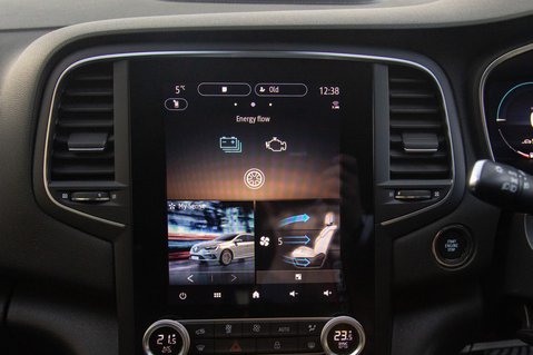 Renault Megane ICONIC E-TECH 24