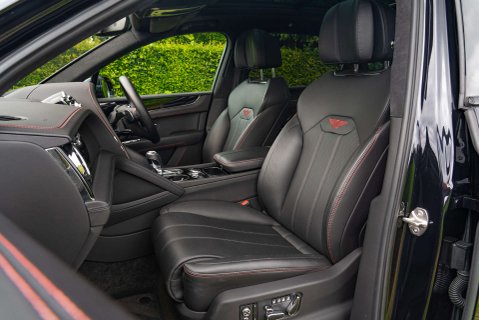 Bentley Bentayga V8 9