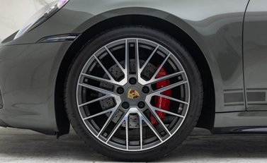 Porsche 911 Targa 4S (992) 41