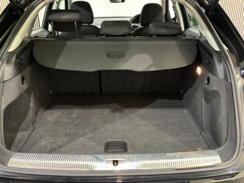 Audi Q3 2.0 TDI SE S Tronic quattro Euro 6 (s/s) 5dr 44