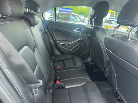 Mercedes-Benz A Class 1.5 A180d SE Euro 6 (s/s) 5dr 6