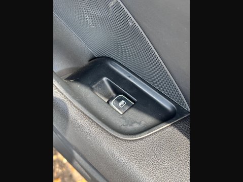 Audi A3 2.0 TDI S line Sportback Euro 6 (s/s) 5dr 39