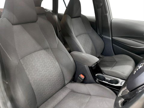 Toyota Corolla 1.8 VVT-h GPF Icon Tech Touring Sports 5dr Petrol Hybrid CVT Euro 6 (s/s) ( 11