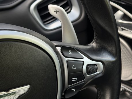 Aston Martin DB11 V8 54