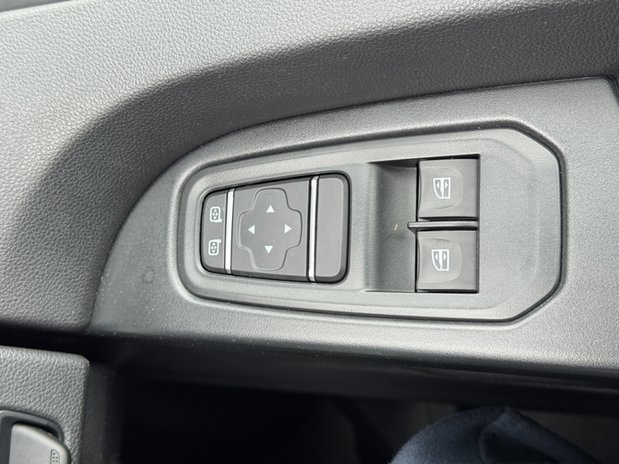 Renault Trafic LWB L2H1 Low Roof Business L130 EURO 6 23