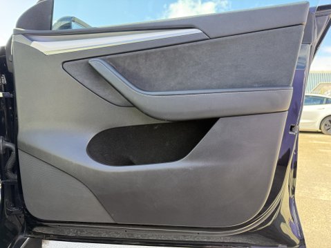 Tesla Model Y SUV 5dr Electric Auto RWD (346 ps) 32