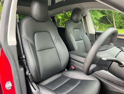 Tesla Model Y ModeL Y Long Range AWD 4WD 5dr 20