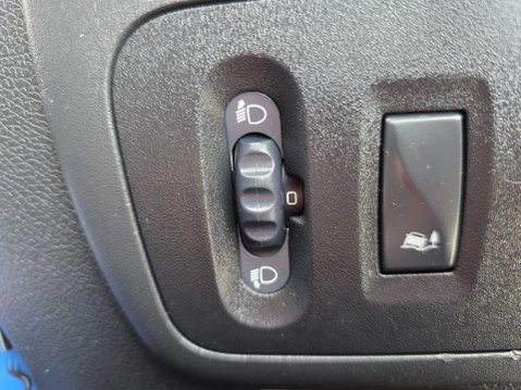 Vauxhall Movano 2.3 CDTi 3500 FWD L2 H2 Euro 6 5dr 32