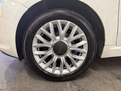 Fiat 500 0.9 TwinAir Lounge Euro 6 (s/s) 2dr 22