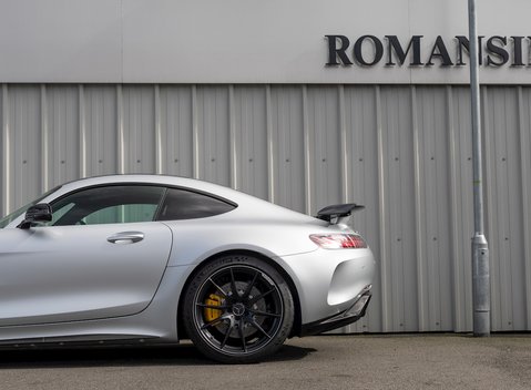 Mercedes-Benz AMG GT R GT R Premium 36