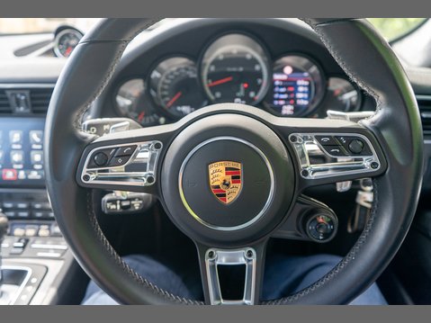 Porsche 911 3.8T 991 Turbo S Coupe 2dr Petrol PDK 4WD Euro 6 (s/s) (580 ps) 26