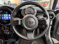 Mini Hatch 1.5 Cooper Classic Hatchback 5dr Petrol Steptronic Euro 6 (s/s) (136 ps) 26