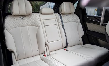 Bentley Bentayga V8 Diesel 13