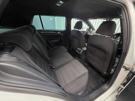 Volkswagen Golf 2.0 TSI R Hatchback 5dr Petrol DSG 4Motion Euro 6 (s/s) (310 ps) 15