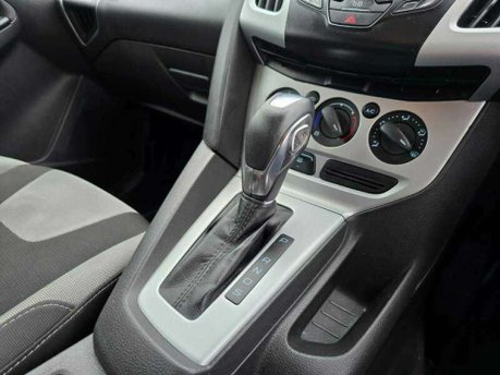 Ford Focus 1.6 Zetec S Powershift Euro 5 5dr 32