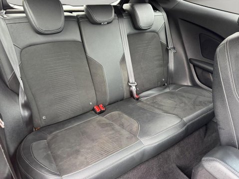 Ford Fiesta 1.5T EcoBoost ST Performance Edition Euro 6 (s/s) 3dr 39
