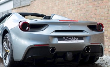 Ferrari 488 Spider 25