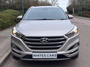 Hyundai TUCSON 2.0 CRDi Premium Auto 4WD Euro 6 5dr 50