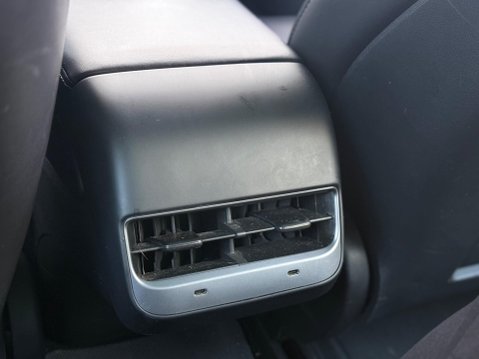 Tesla Model 3 (Dual Motor) Long Range Auto 4WDE 4dr 44