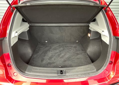 MG ZS EV 72kWh TROPHY 11