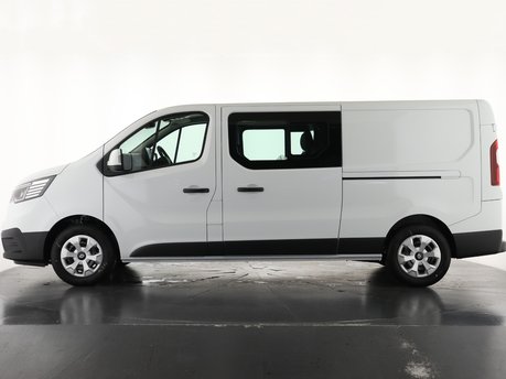 Renault Trafic LL30 Blue dCi 130 Advance MY24 Crew Van 7