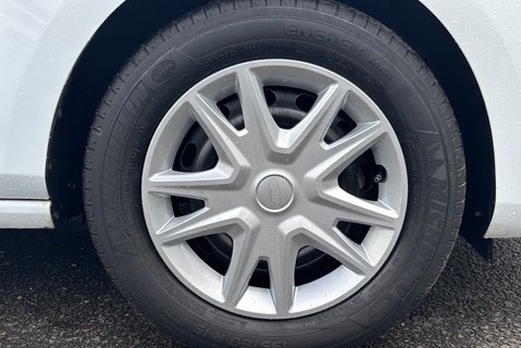 Ford Fiesta 1.5 Tdci Panel Van - Air Con 28