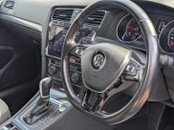 Volkswagen Golf SE NAVIGATION TDI DSG 20