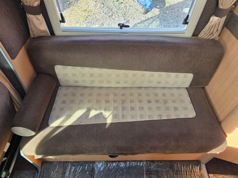 Auto-Sleepers Nuevo Eton 18