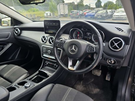 Mercedes-Benz GLA 1.6 GLA180 GPF Urban Edition SUV 5dr Petrol 7G-DCT Euro 6 (s/s) (122 ps) 30