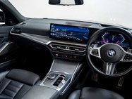 BMW 3 Series 3.0 M340d MHT Touring 5dr Diesel Hybrid Auto xDrive Euro 6 (s/s) (340 ps) 33