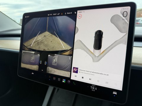 Tesla Model 3 (Dual Motor) Performance Saloon 4dr Electric Auto 4WDE (Performance Upgrade 44