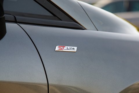 Ford Fiesta ST-LINE 8